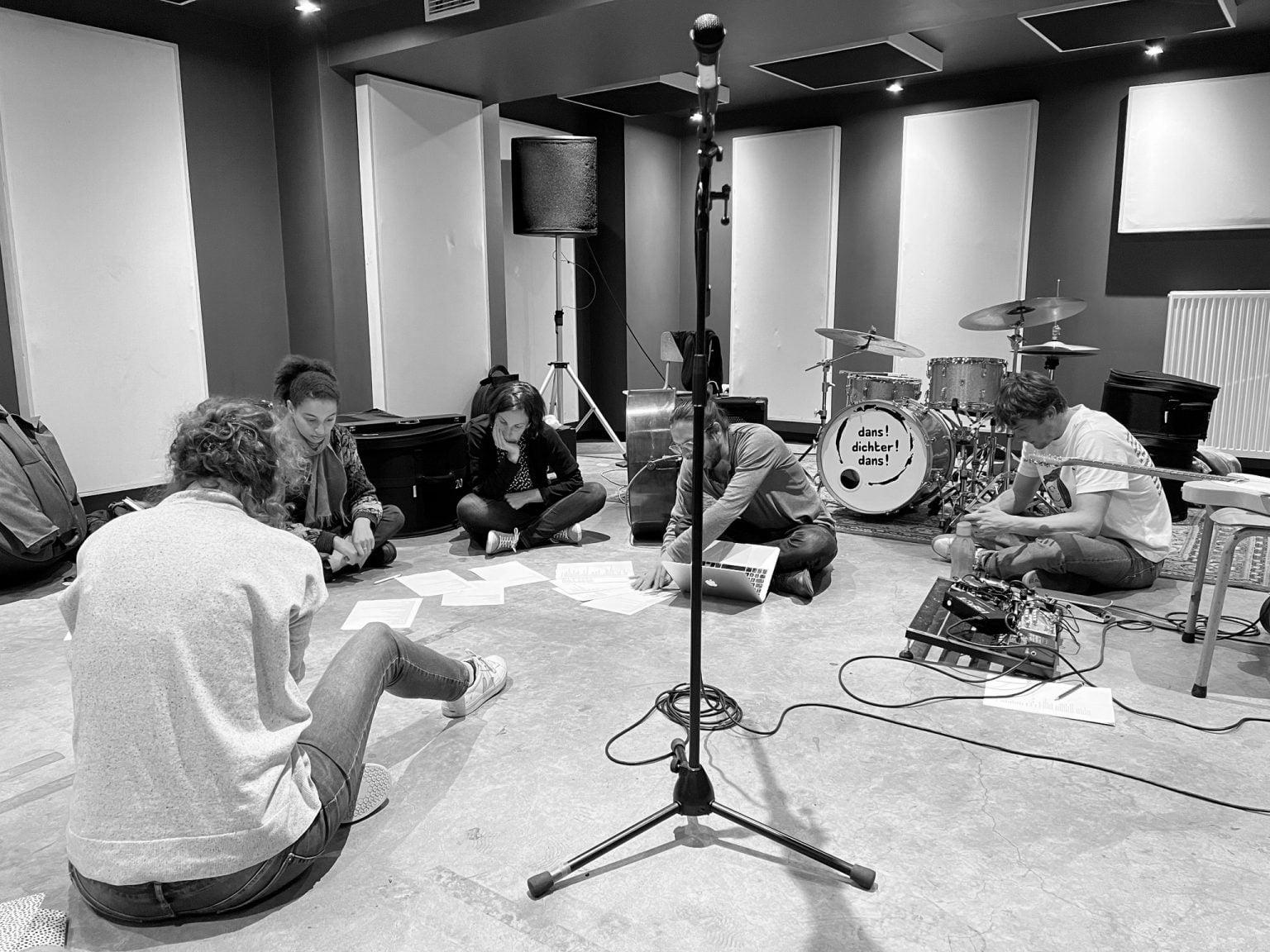 Répétition — Dans! Dichter! Dans!